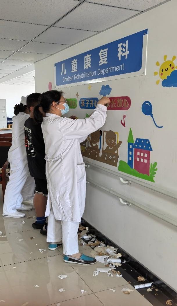 图片包含 站, 房间, 雪, 游戏机
AI 生成的内容可能不正确。